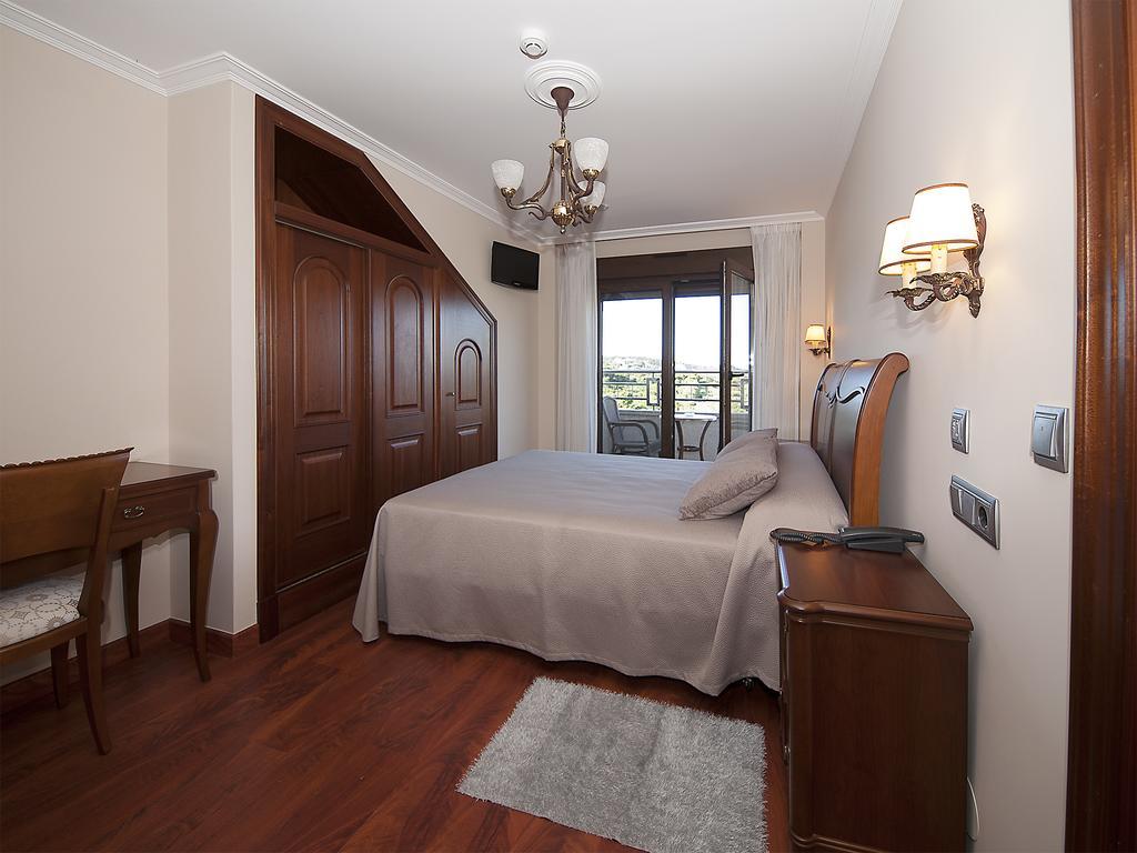 Pension Residencia A Cruzan (Adults Only) 노아야 외부 사진