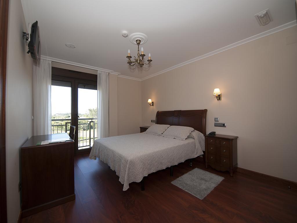 Pension Residencia A Cruzan (Adults Only) 노아야 외부 사진
