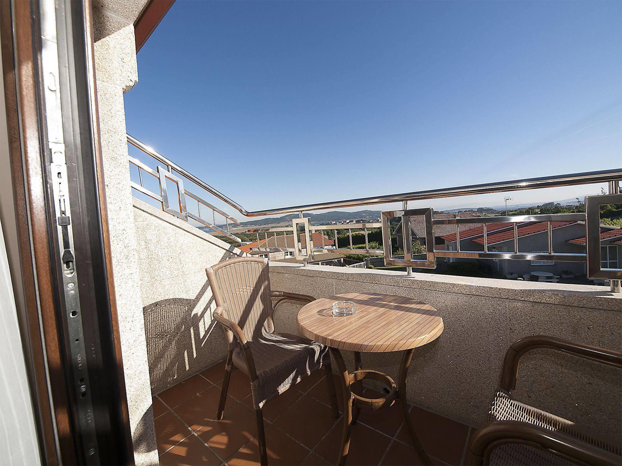 Pension Residencia A Cruzan (Adults Only) 노아야 외부 사진